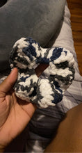 Load image into Gallery viewer, Scrunchie
