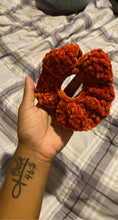 Load image into Gallery viewer, Scrunchie
